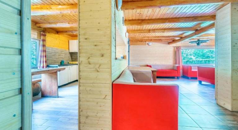 Chalet with 5 rooms for 16 persons — photo 3