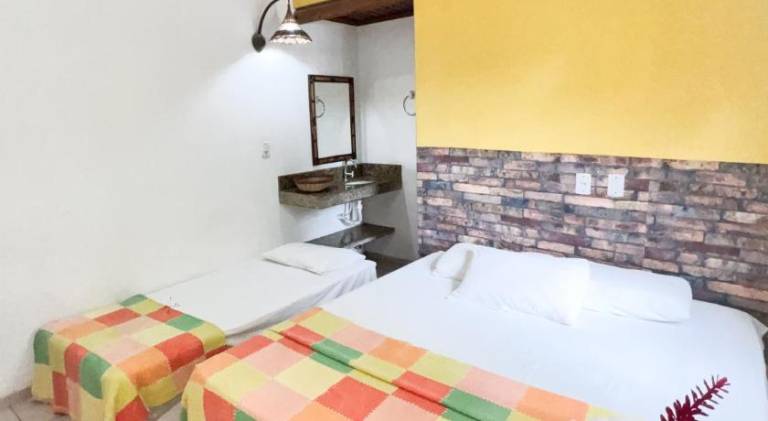 Serviced apartment with garden, terrace & pool | Pets allowed — photo 2