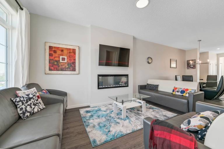 House Airdrie