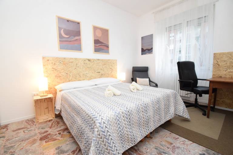 Cozy Studio 2 mins from Metro Famagosta