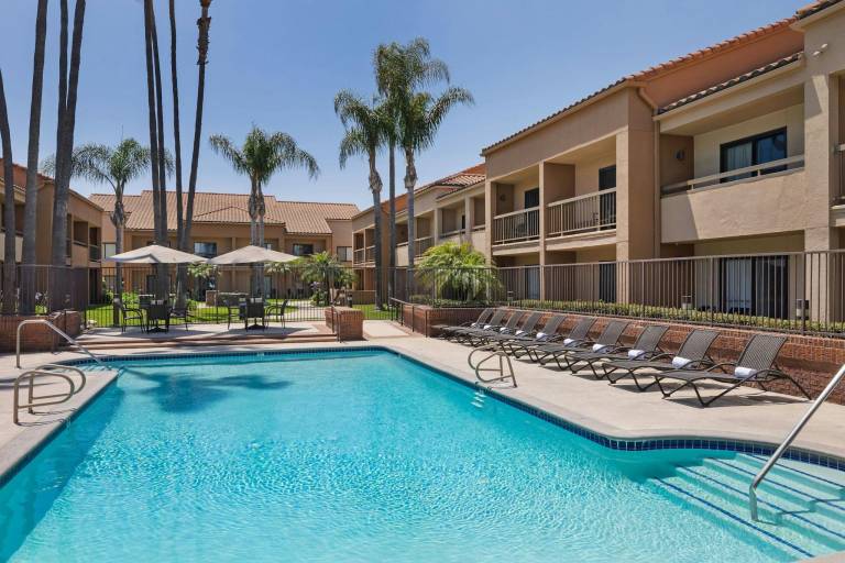 Courtyard by Marriott Anaheim Buena Park — photo 2