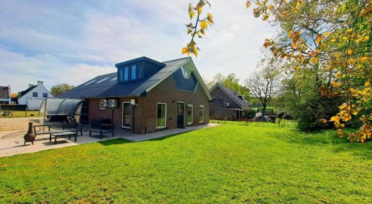 Vacation home with jacuzzi | Pet-friendly in Lochem