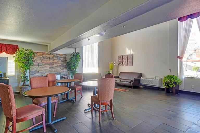 Travelers inn by OYO Wichita Falls — photo 4