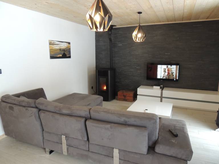 Wonderful gite with barbeque, yard & patio | Pet-friendly — photo 5