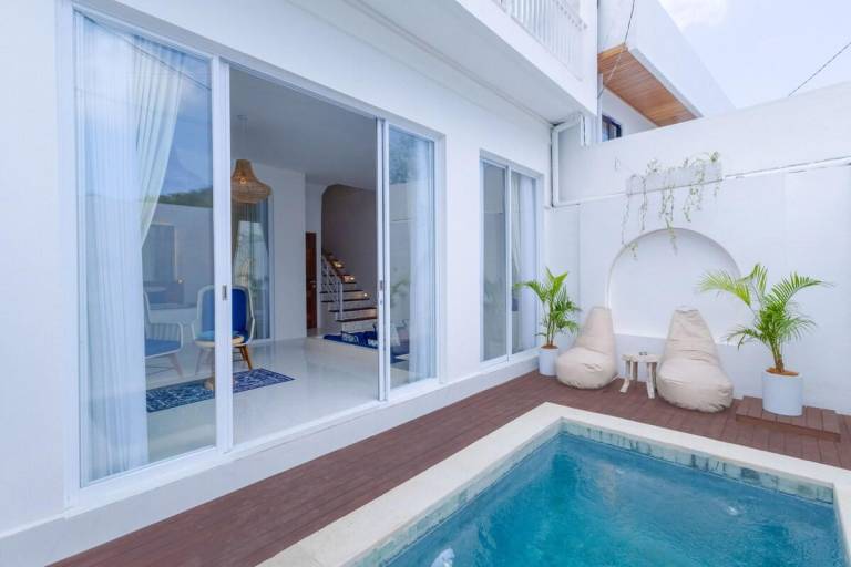 Villa with 2 rooms for 4 persons in Pecatu