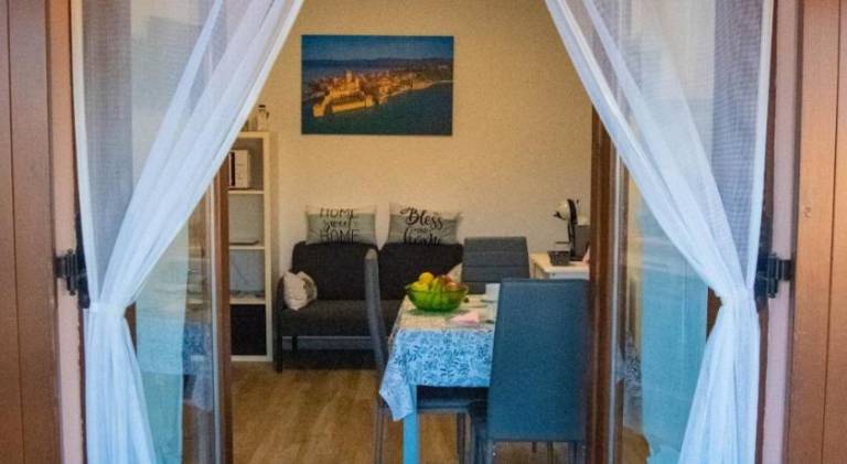 Holiday apartment with 2 rooms for 4 persons in Pozzolengo