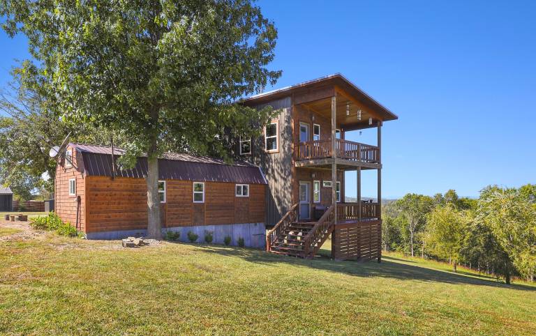 Cabin  Eureka Springs