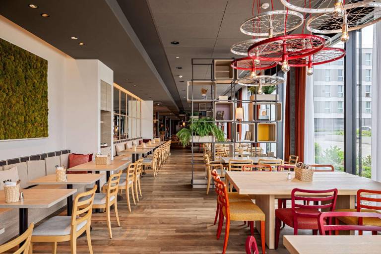 IntercityHotel Zuerich Airport — photo 2