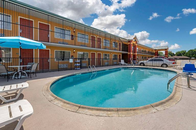 Quality Inn Siloam Springs West — photo 4