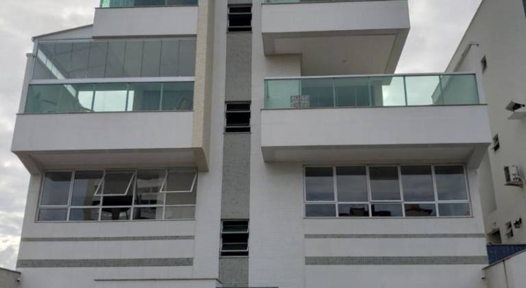 Rental apartment with 2 rooms for 9 persons in Guarapari