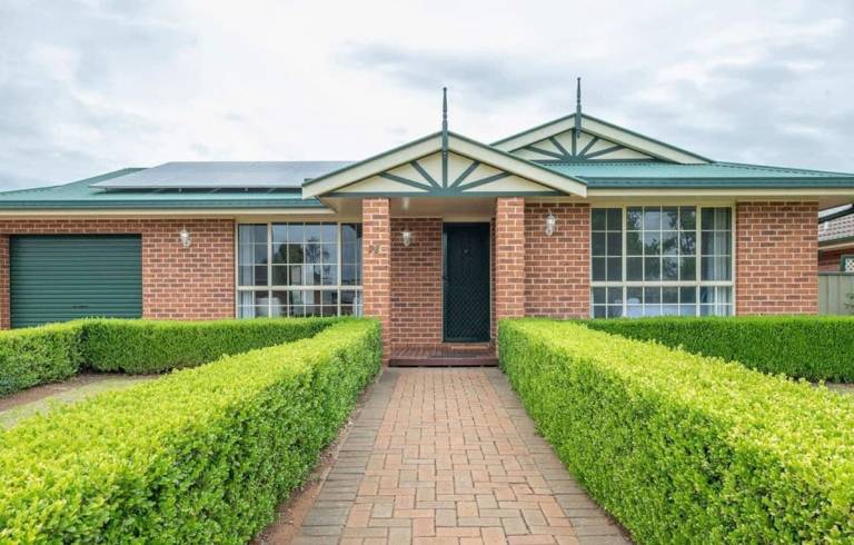 House Dubbo