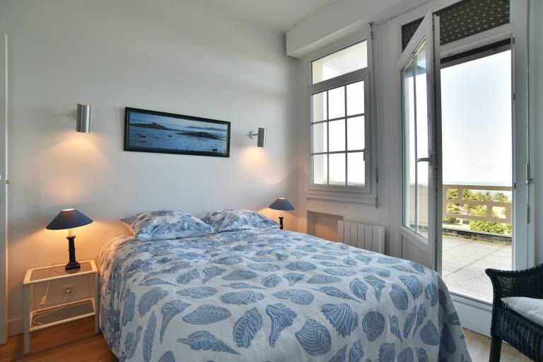 Holiday apartment with terrace | Sea view — photo 4