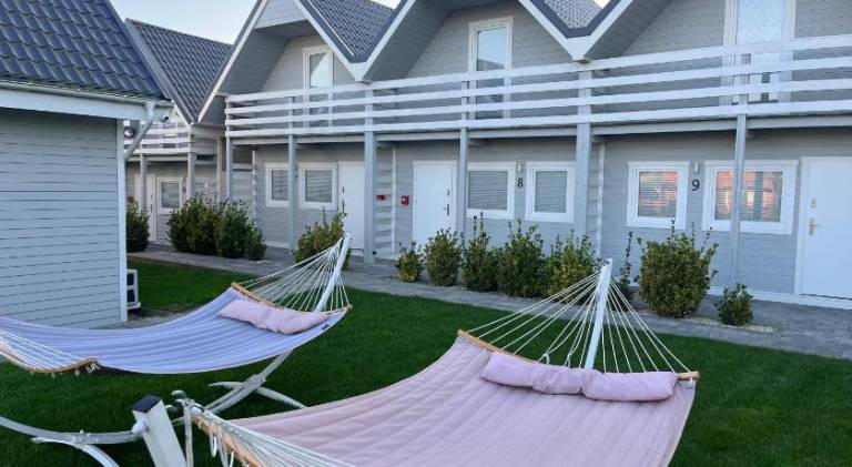 House with BBQ, terrace & pool — photo 5
