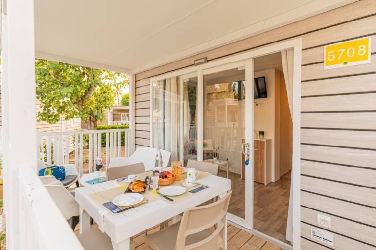 Children-friendly pleasant vacation home with pool, patio & grill | Pet-friendly — photo 4