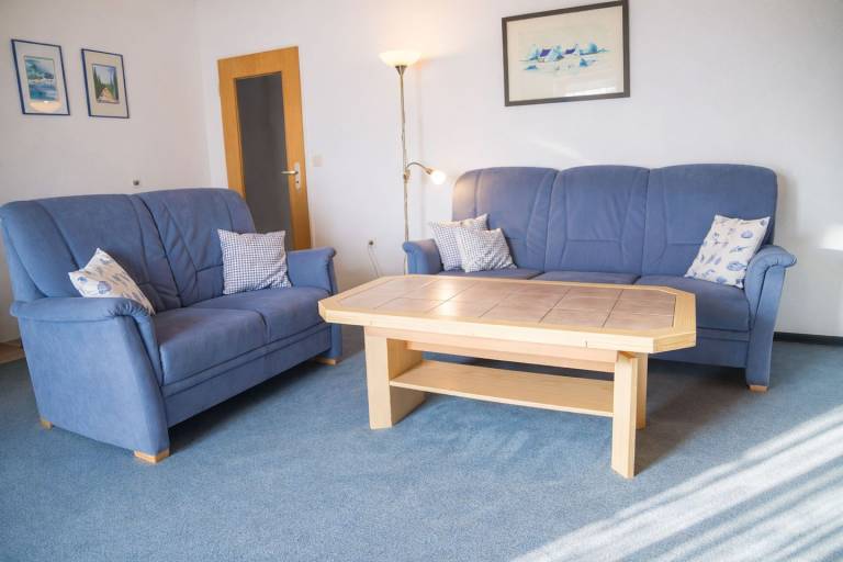 Gemütliche Ferienwohnung am Sandstrand mit Balkon und WLAN — photo 5