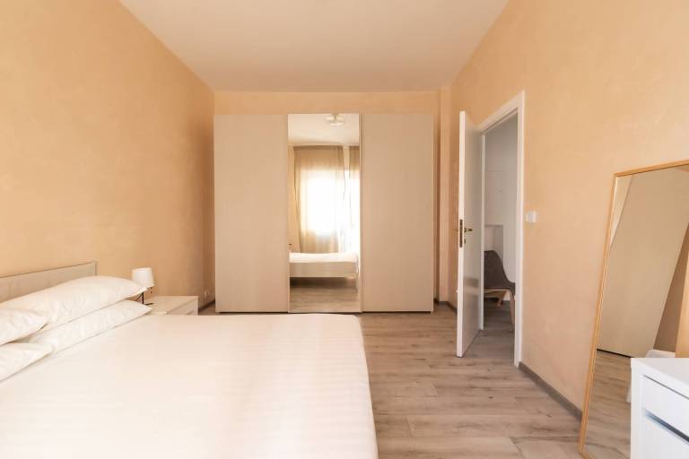 Apartment with 1 room for 4 persons — photo 4