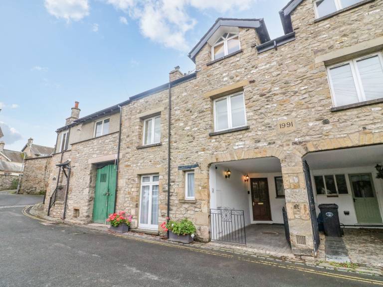 House Kirkby Lonsdale