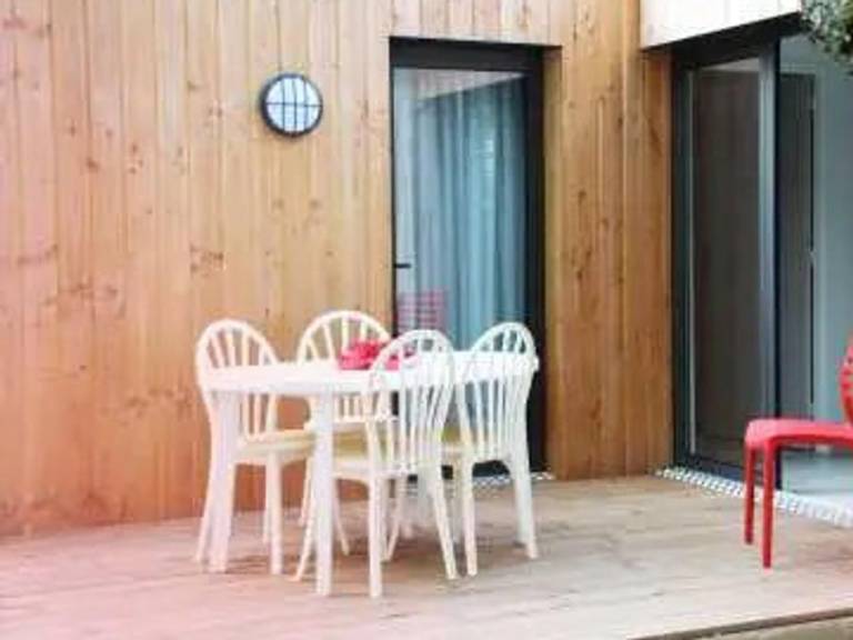 Family-oriented house with heated pool | Pet-friendly — photo 5
