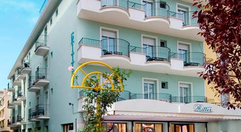 Petit Maison Lido in Cattolica