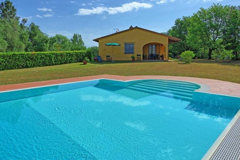 Child-friendly nice villa with barbeque, private pool & terrace | Dogs allowed in Peccioli