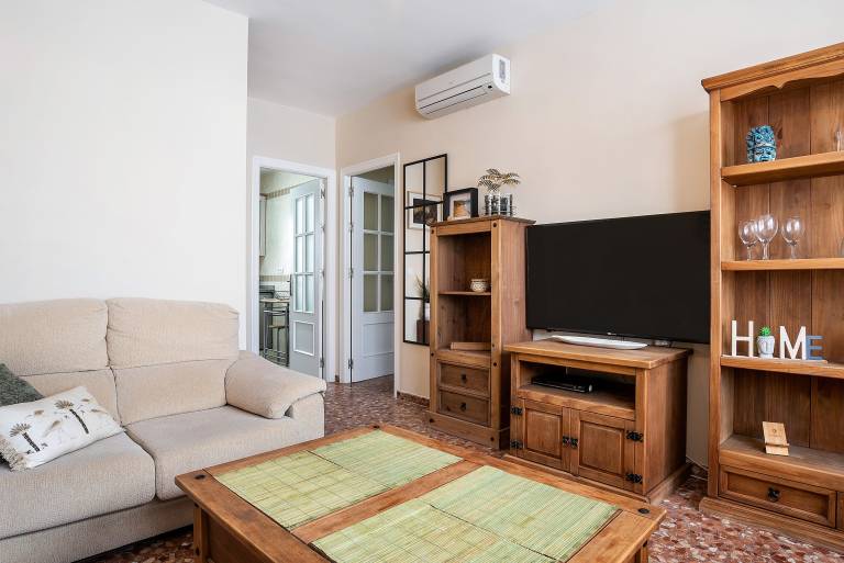 Apartment with fast internet | City view — photo 4