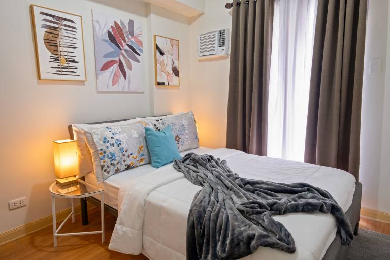 Condo Poblacion District