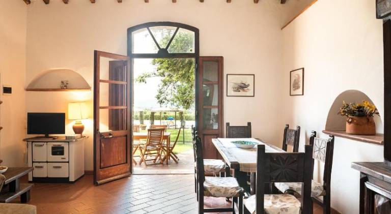 Lovely apartment with garden, terrace & pool | Pets allowed — photo 4