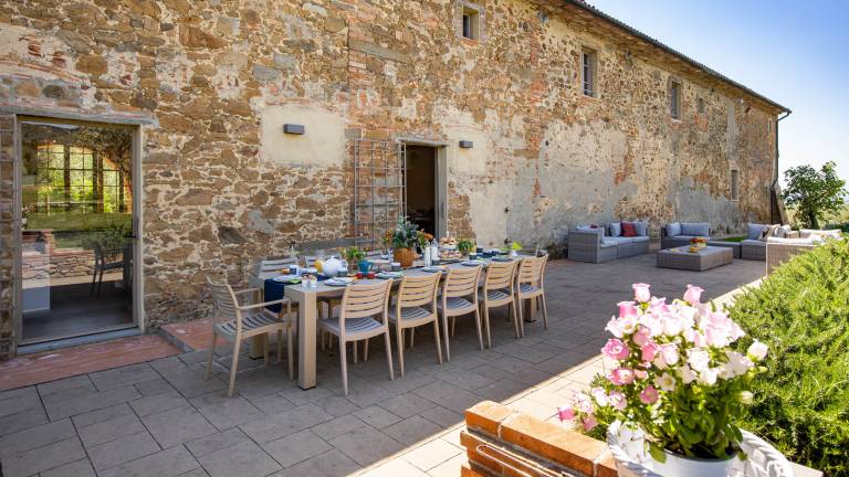 Villa with private pool, barbeque & yard | Perfect for remote work — photo 2