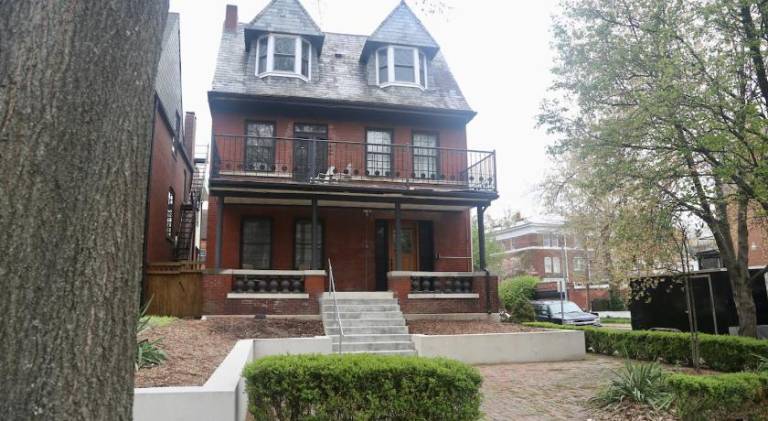 Lovely villa | Pet-friendly in St. Louis, MO
