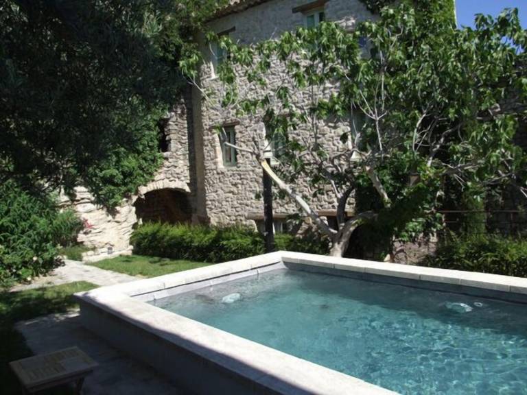 House Saint-Martin-de-Castillon