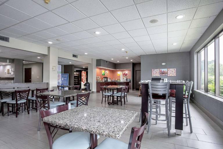 Quality Inn Holly Springs South — photo 4
