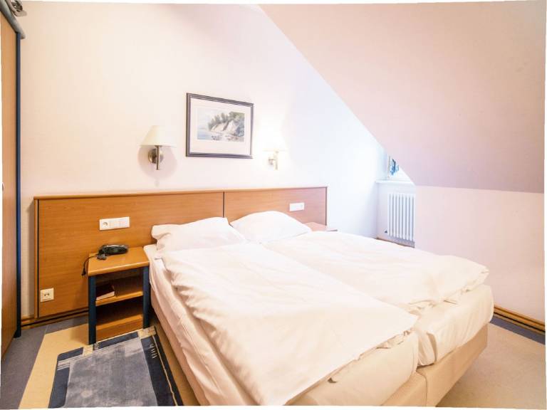 Komfort Ferienwohnung mit 1 Schlafzimmer und Balkon im Dachgeschoss — photo 4