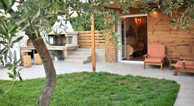 Holiday apartment with patio | Close to the beach | Pets allowed — photo 3