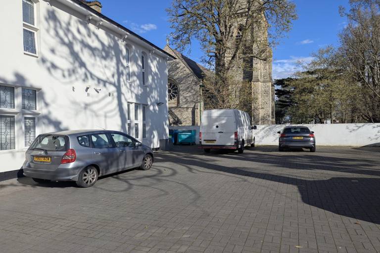 Apartment Feltham