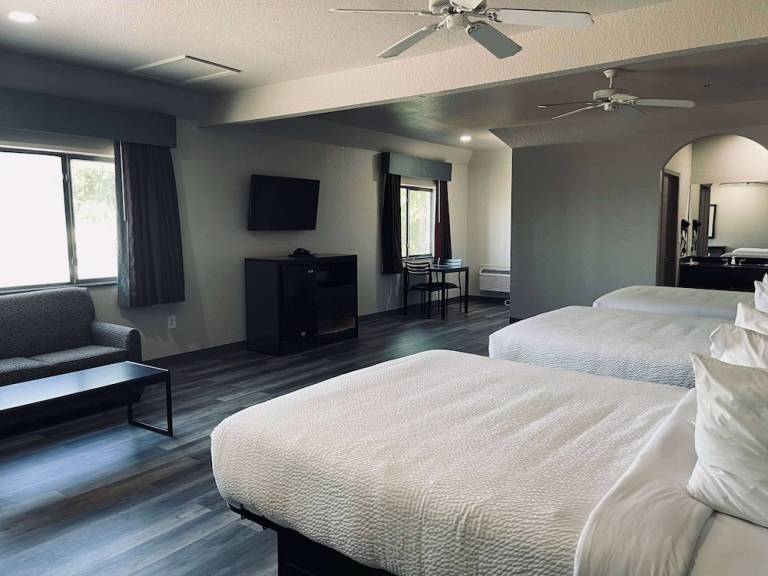 Motel  Dickinson