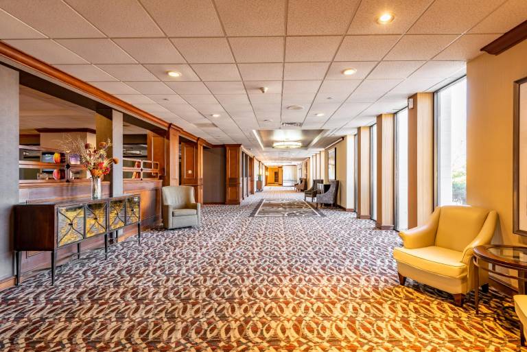 Wyndham Omaha/West Dodge — photo 5