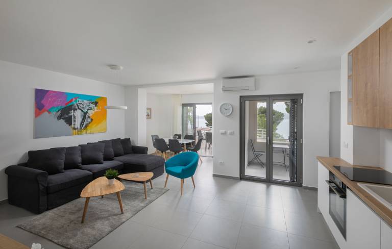 Apartment with grill, terrace & heated pool | Garden view | Beach nearby | Pets are welcome — photo 2