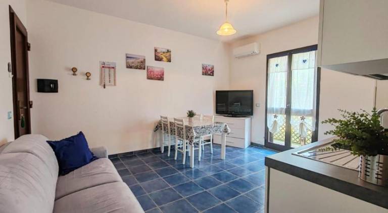 Apartment with 1 room for 4 persons — photo 2