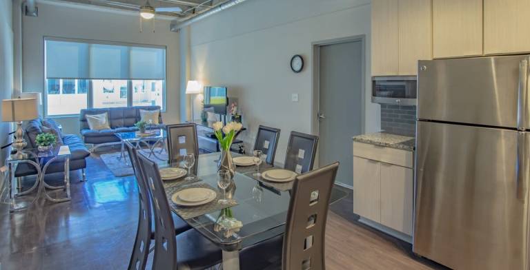 2 Bedroom Apartment Near EMORY University Hospital