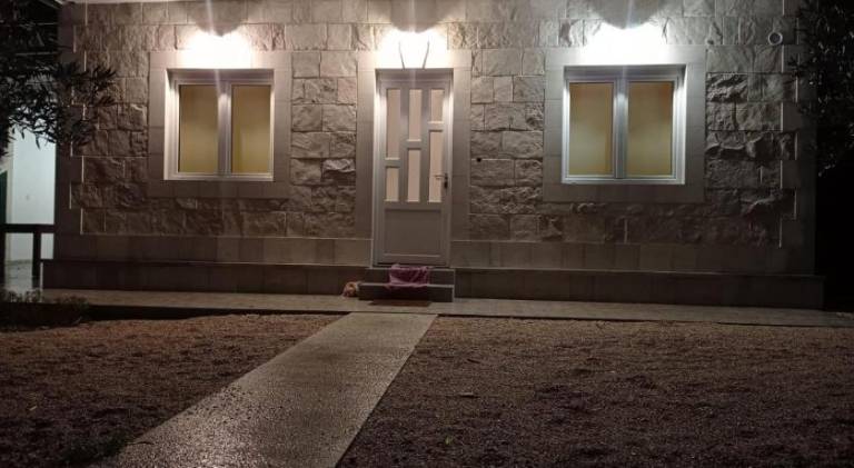 Vacation home with pool in Baska Voda