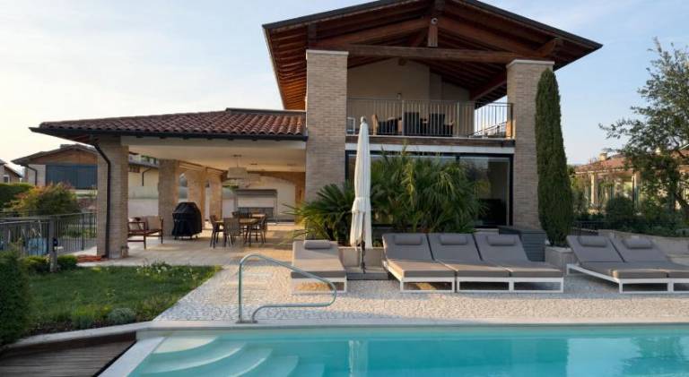 Villa with pool | Pets allowed in Lazise