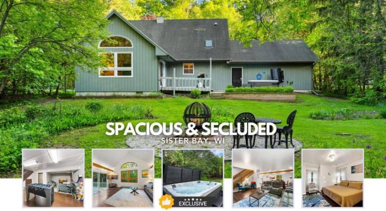 House with jacuzzi in Door County, WI