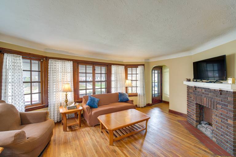 House Lakewood