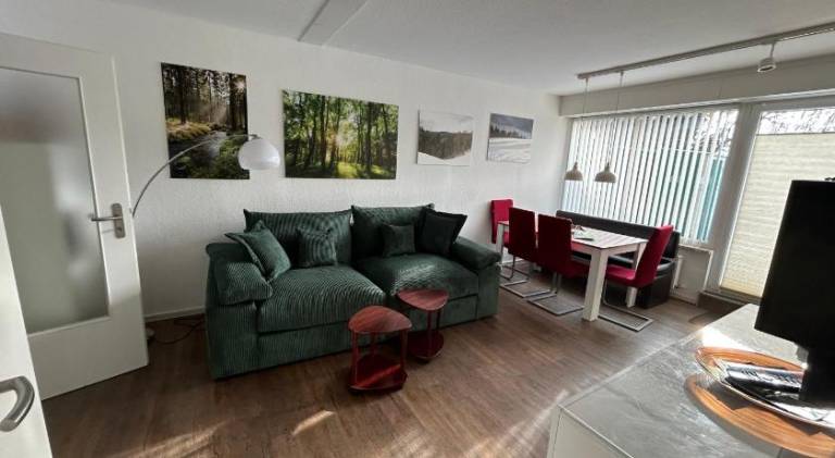 Holiday apartment with pool — photo 2