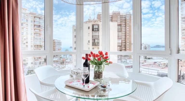 Apartment with pool | Beach nearby | Pets allowed in Benidorm
