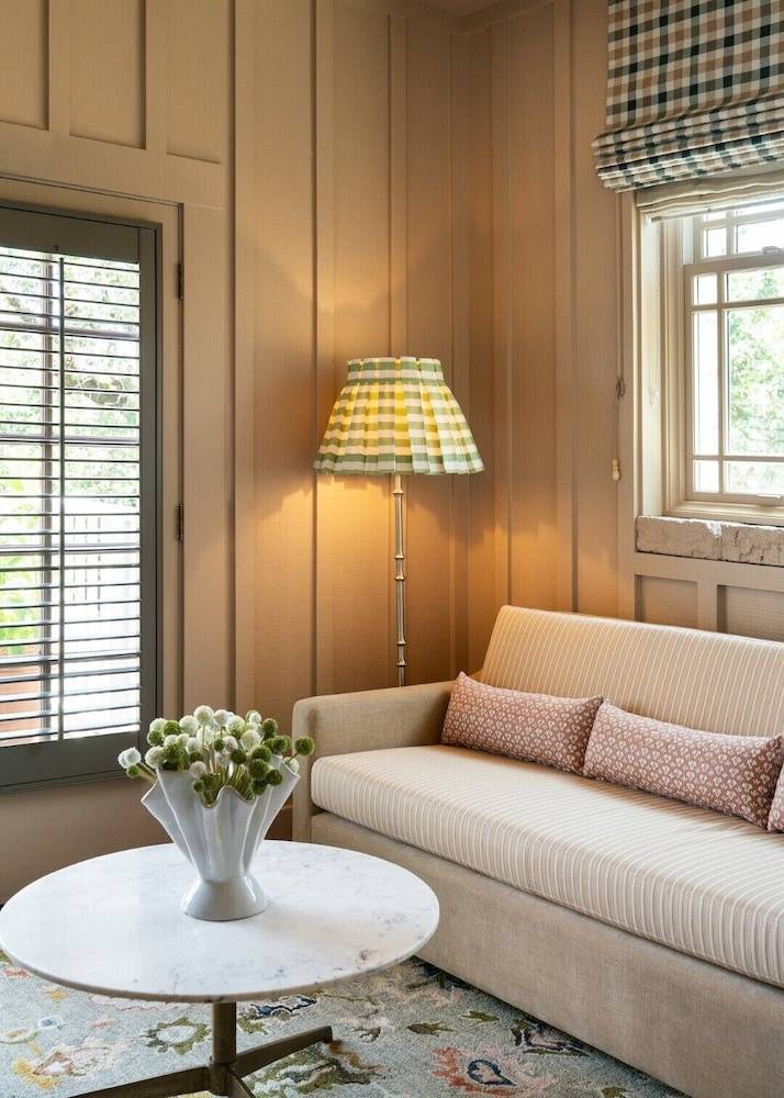 Bed and breakfast  Bale