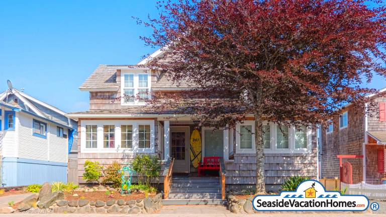 THE BEACH BALL HOUSE — photo 3