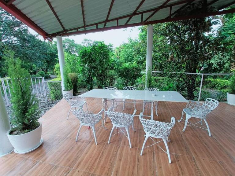 Big bungalow with pool, jacuzzi & barbeque | Perfect for remote work | Dogs allowed — photo 4