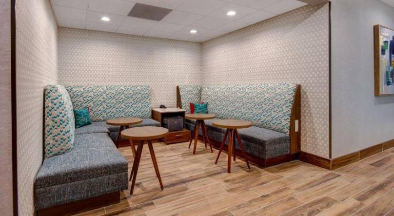 Hampton Inn & Suites Ontario Rancho Cucamonga — photo 5