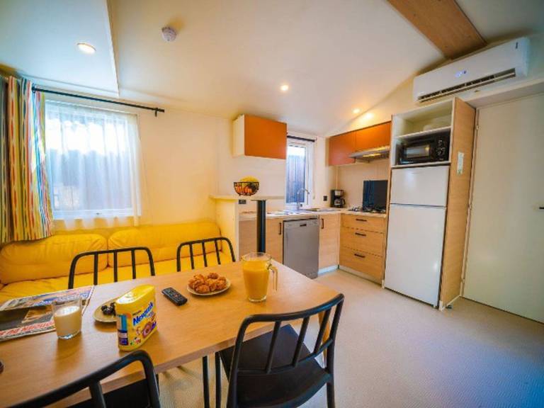 Mobile home with pool | Pets allowed — photo 4